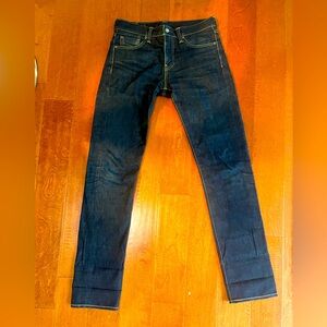 Dark wash slim fit Levi’s 511s, 31x34